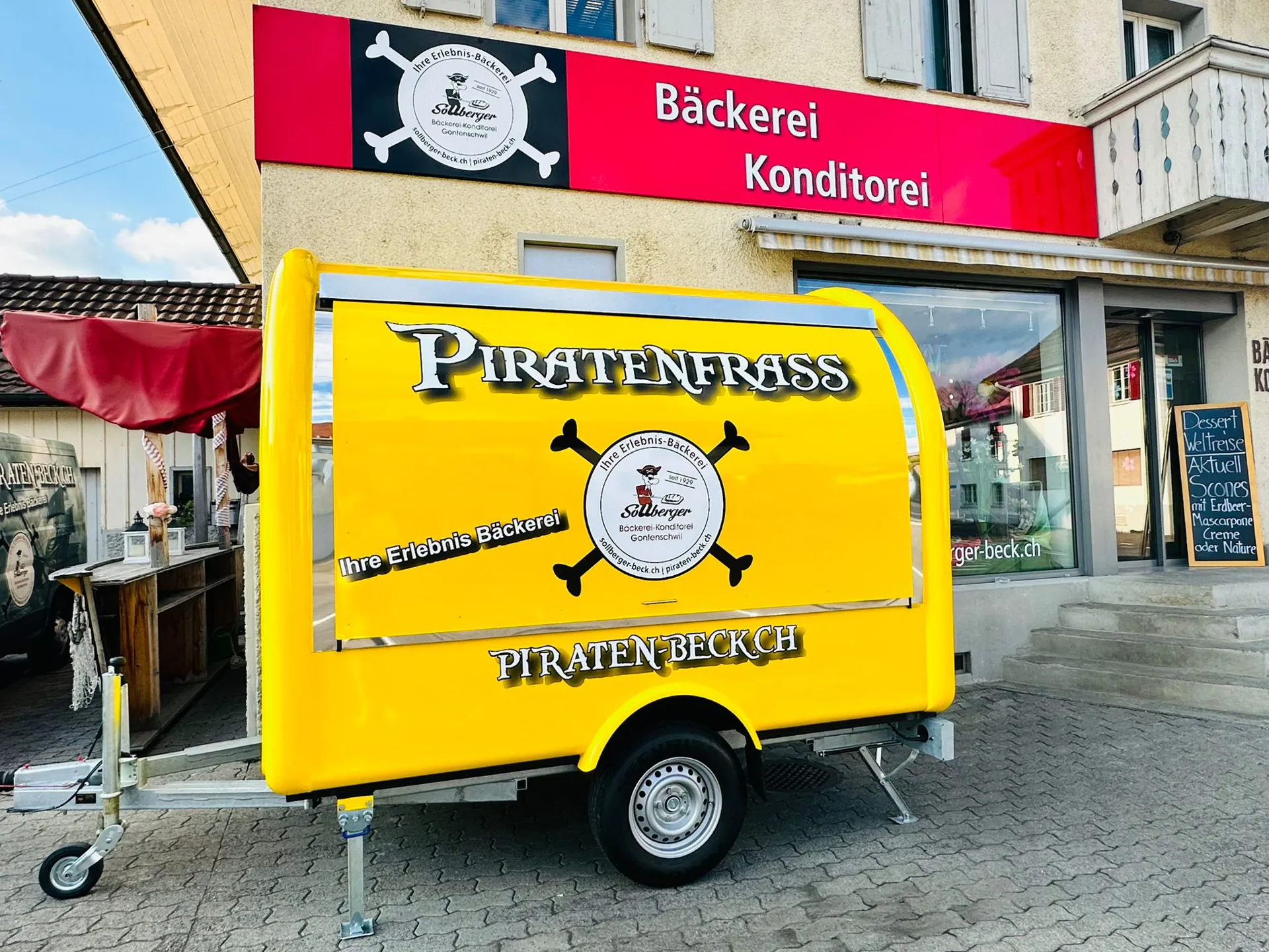 Piratenfrass-Anhaenger
